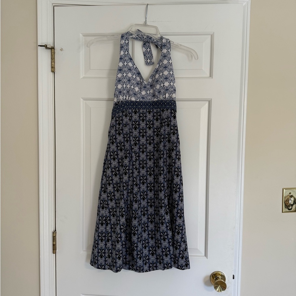 Stylish Blue and White Dress